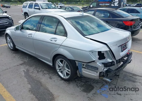 2014 Mercedes-Benz C-Class C 250 Sport/Luxury из США, поврежденный, VIN WDDGF4HB1EA951907